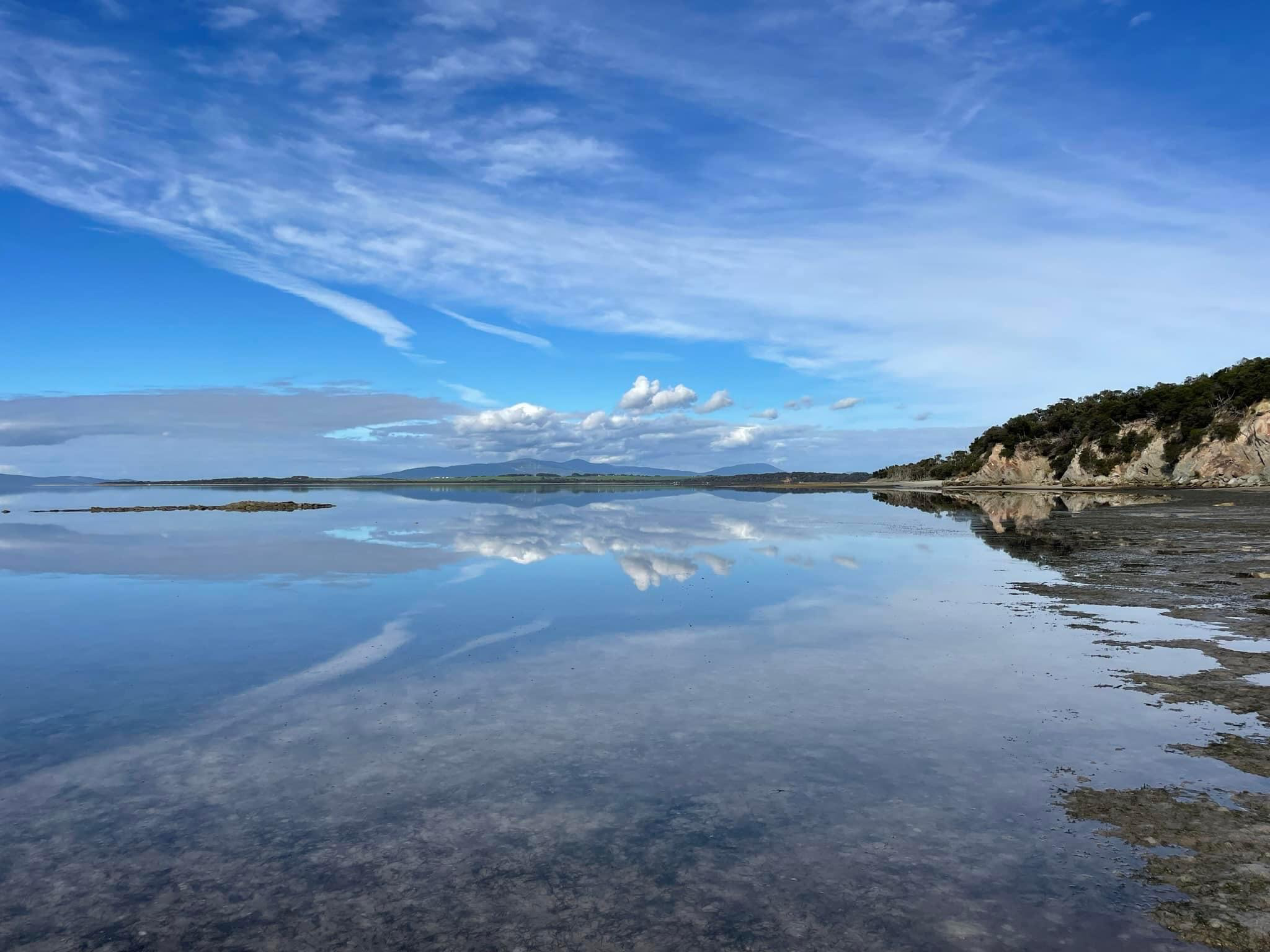 Corner Inlet at low tide, looking towards the Strzelecki Ranges